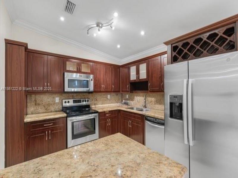 Property photo # 9