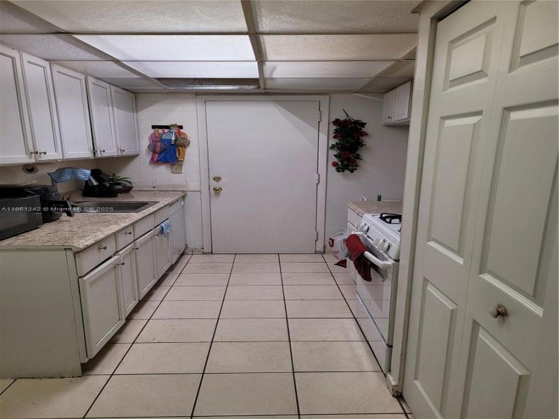 Property photo # 8