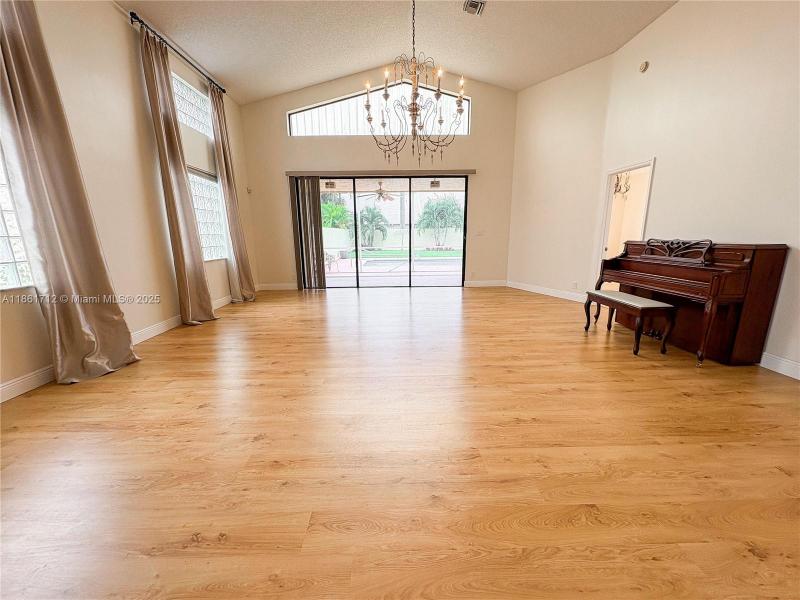 Property photo # 7