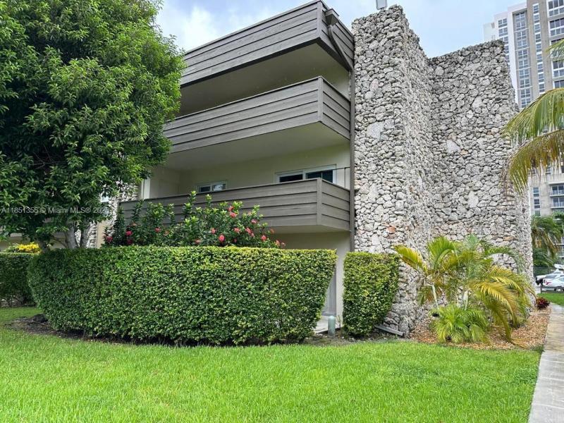 Property photo # 0