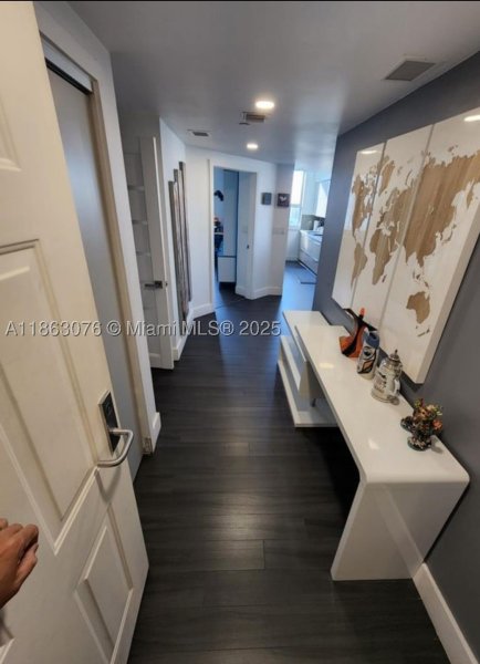 Condo for sale at Turnberry On The Green 1508