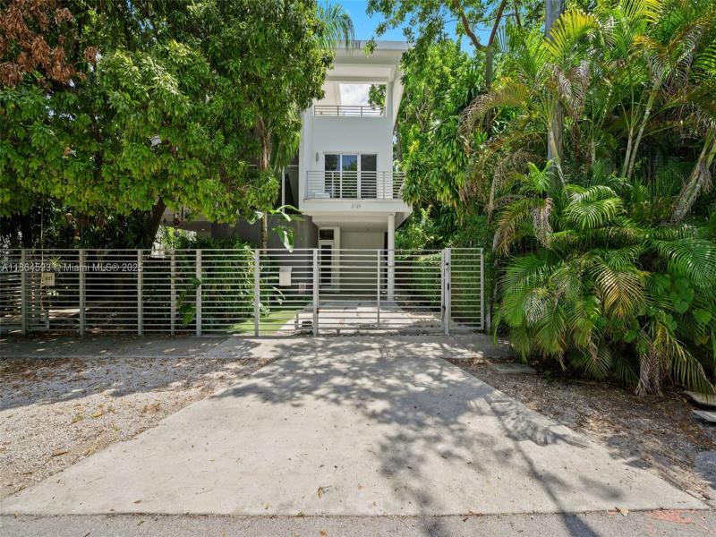 Property photo # 3