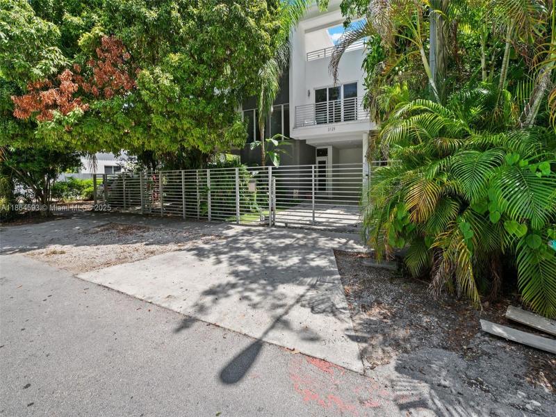 Property photo # 5