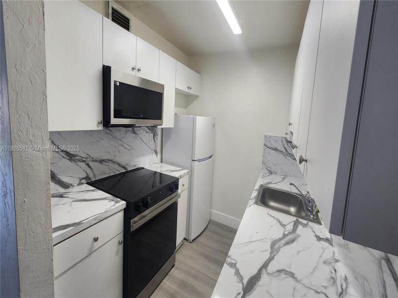 Property photo # 2