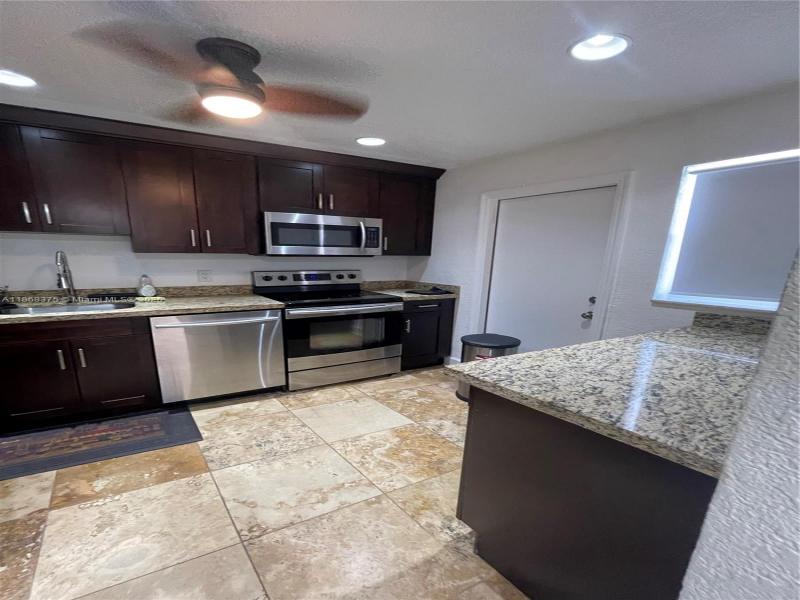 Property photo # 4