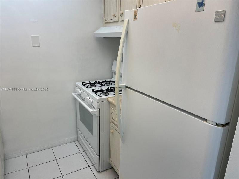 Property photo # 8
