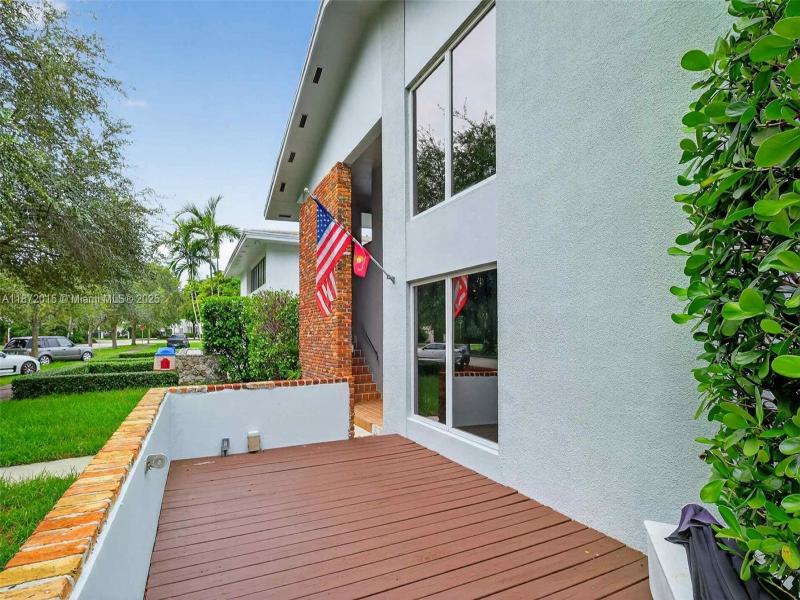 Property photo # 9