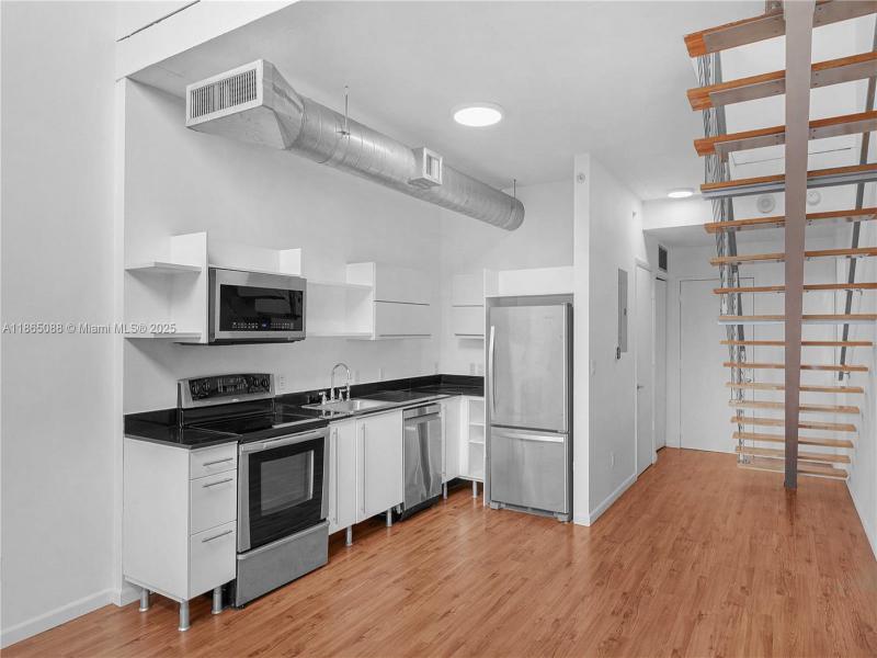 Property photo # 3