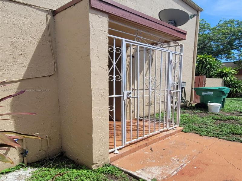 Property photo # 9