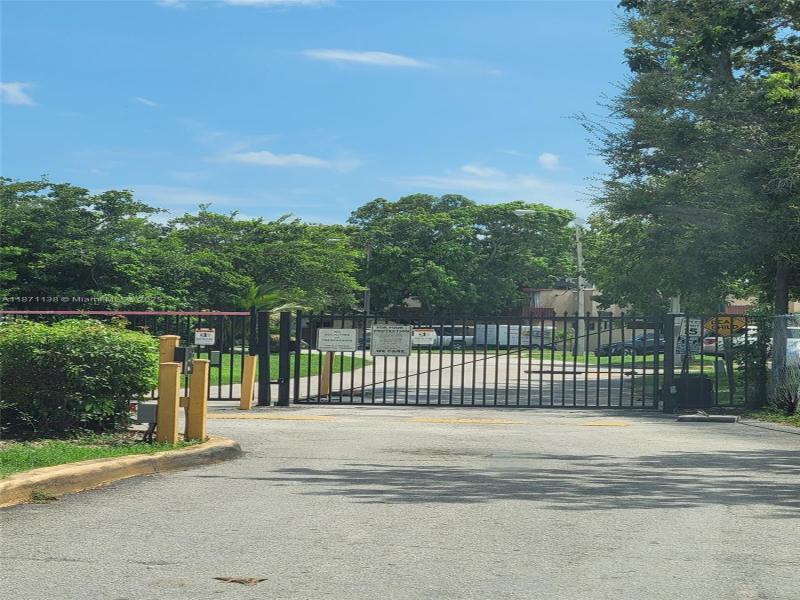 Property photo # 2