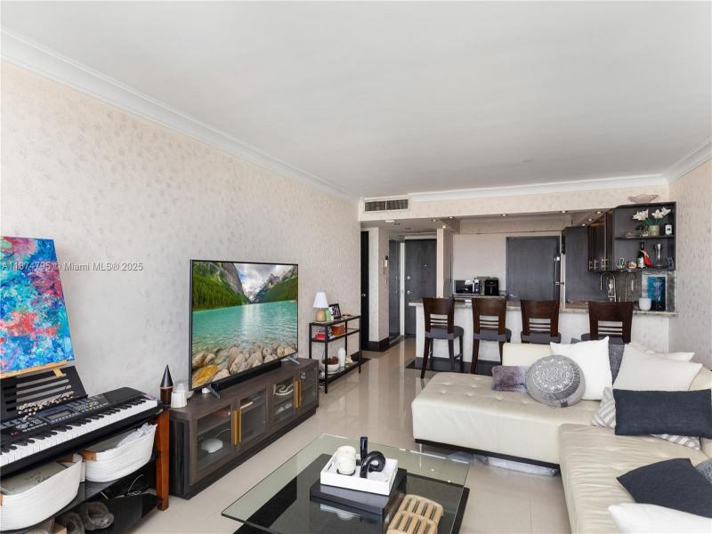 Condo for sale at Parker Dorado 1517
