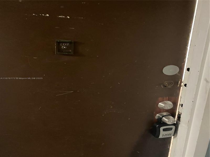 Property photo # 0