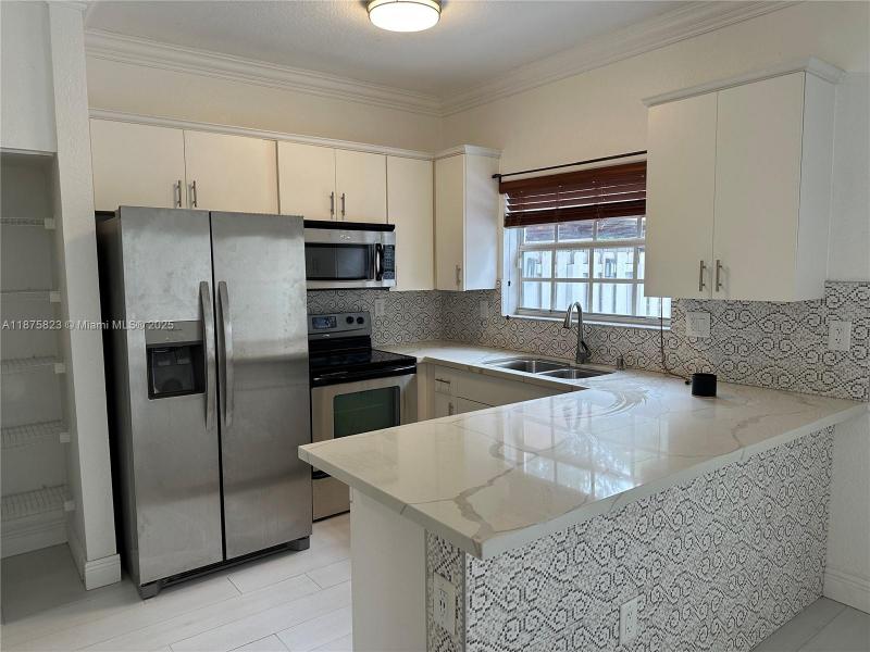Property photo # 9