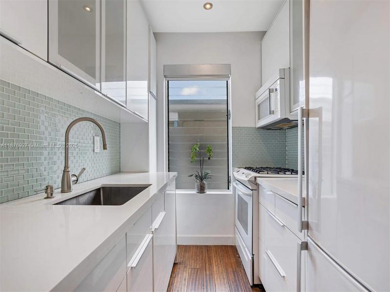 Property photo # 8