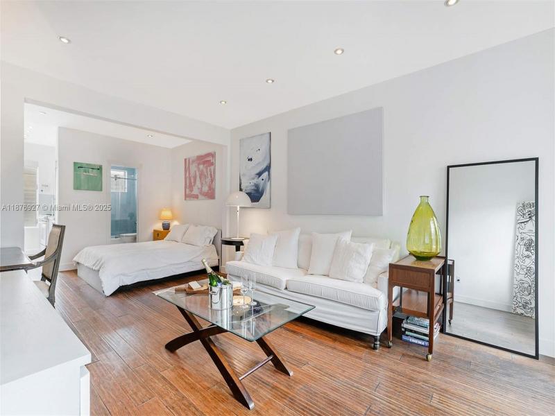 Property photo # 7