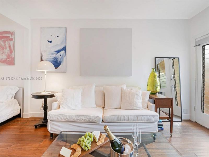 Property photo # 6