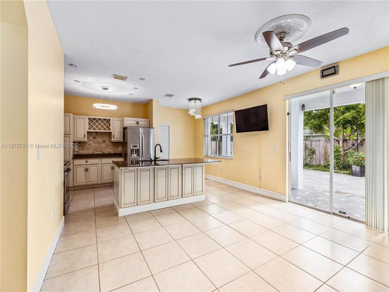Property photo # 2