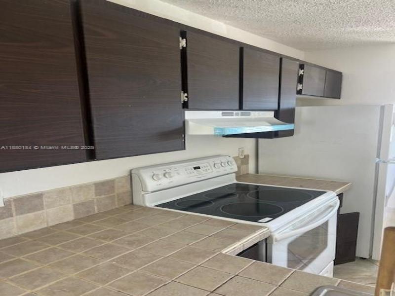 Property photo # 0