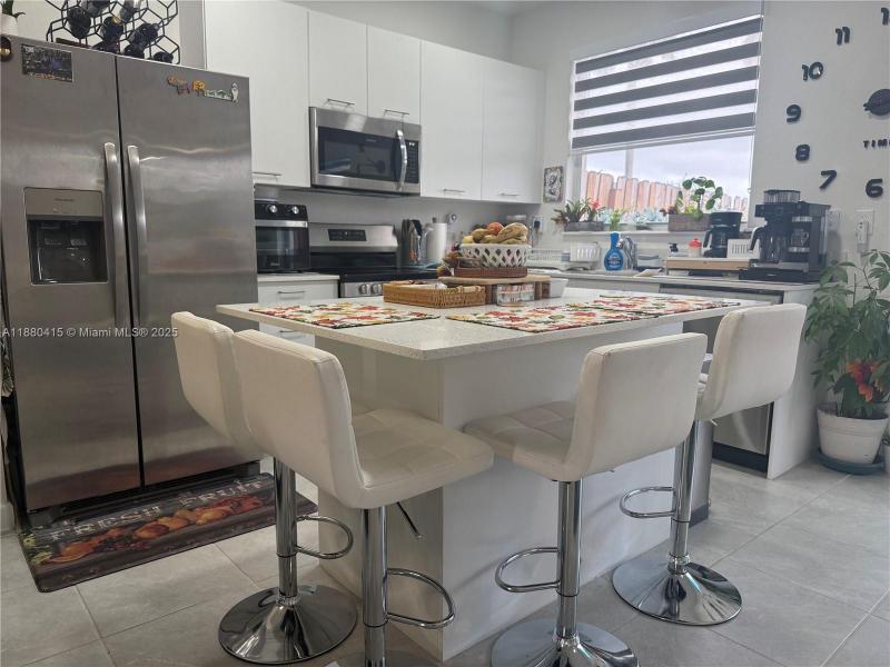 Property photo # 6