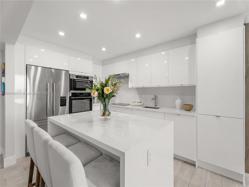 Property photo # 6