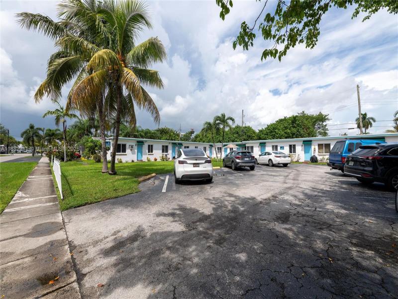 Property photo # 4
