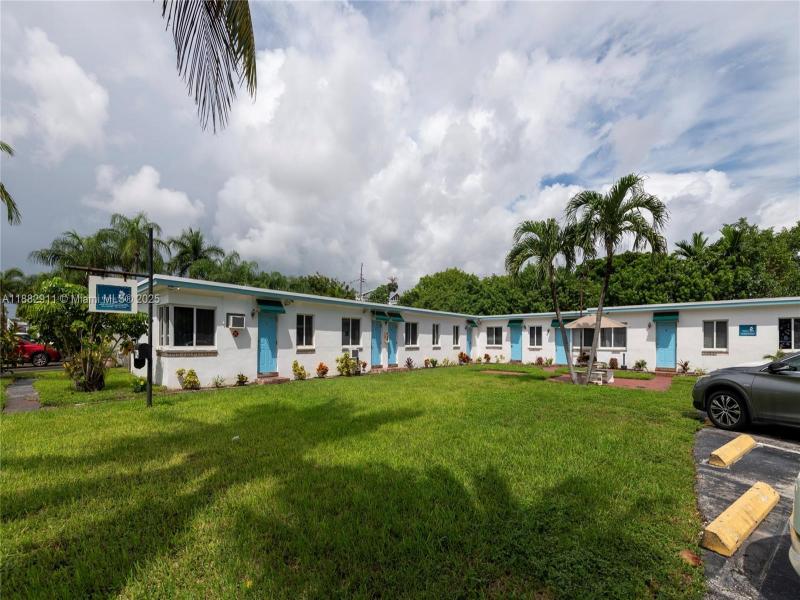 Property photo # 0