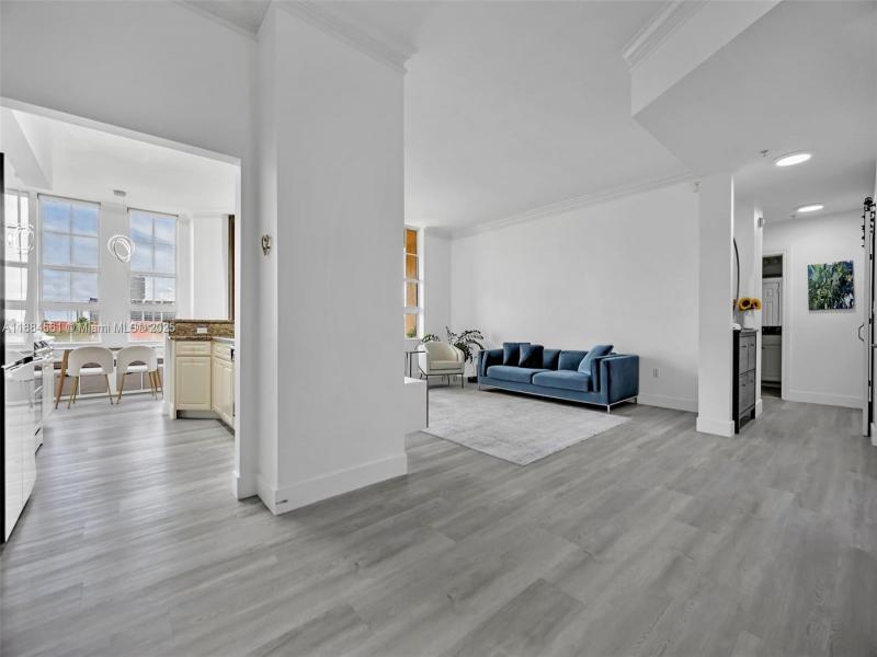 Property photo # 4