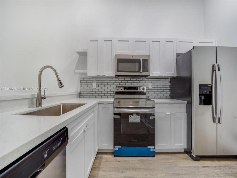 Property photo # 2