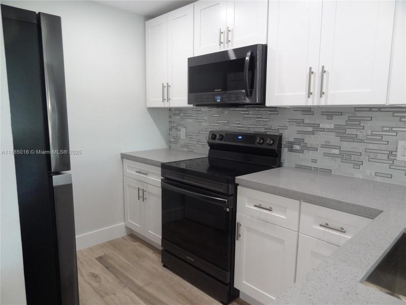 Property photo # 6