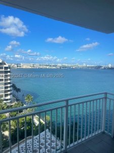 Isola Brickell Key Apt #1511