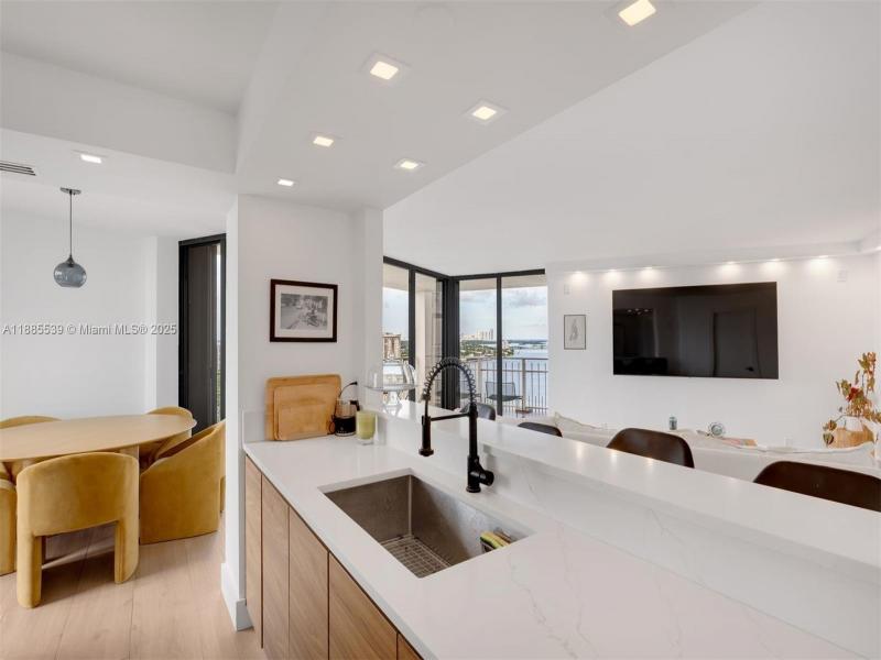 Comprar apartamento en Towers of Quayside 4 2211