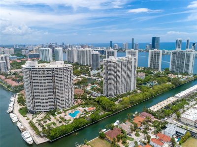 2000 Williams Island Apt #1002