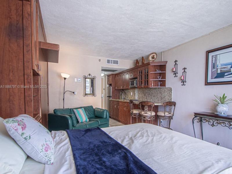 Property photo # 3