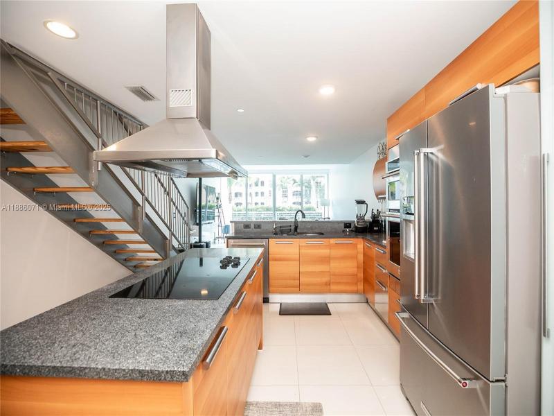 Property photo # 4