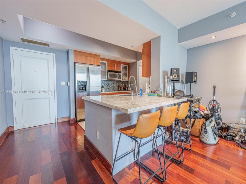 Property photo # 6