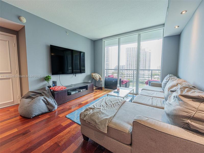 Property photo # 7
