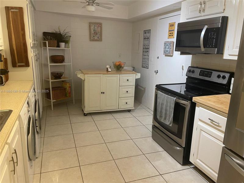 Property photo # 6