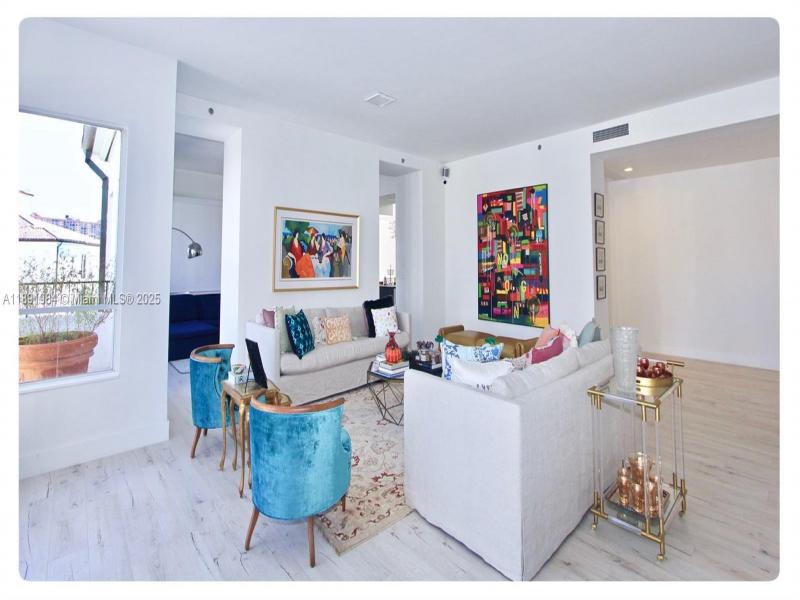 Comprar apartamento en Mediterranean Village DPH01