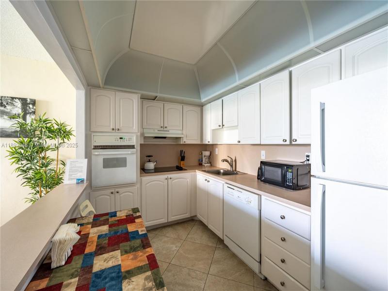 Property photo # 8
