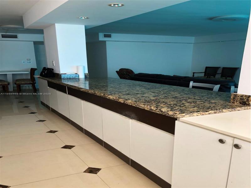 Comprar apartamento no Del Prado South Tower 1501