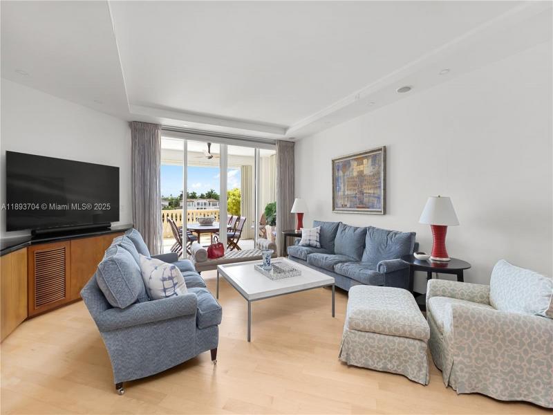 Comprar apartamento en Bella Vista North 303 & 204