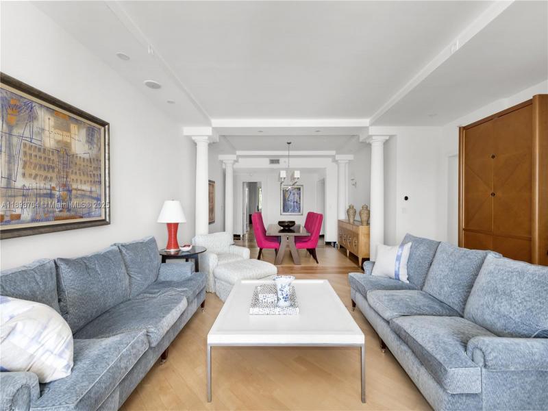 Comprar apartamento en Bella Vista North 303 & 204