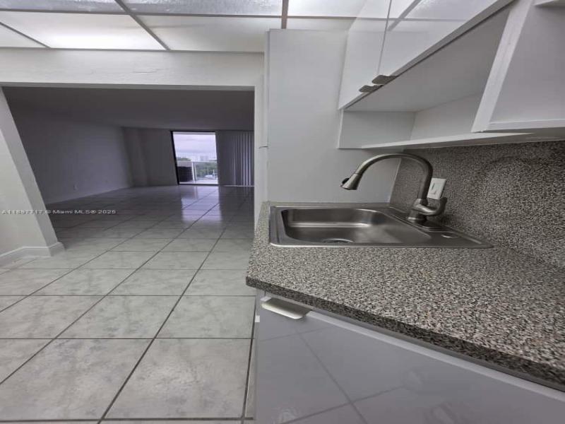 Comprar apartamento en Sailboat Cay 811