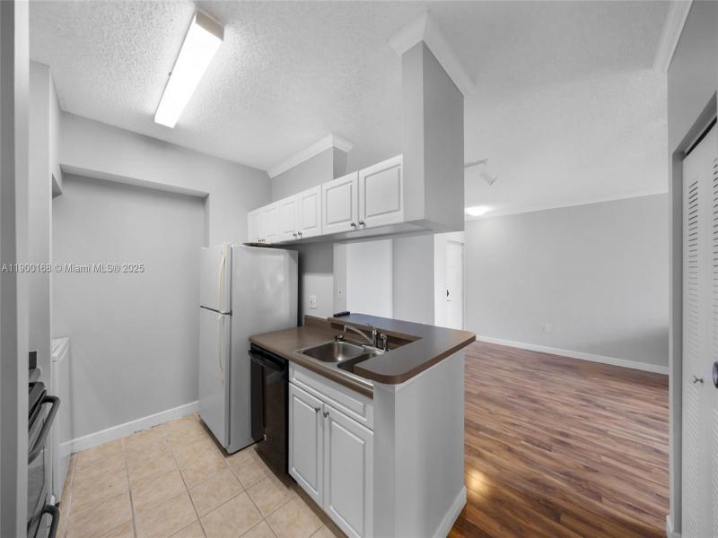 Comprar apartamento en Porto Bellagio 3301