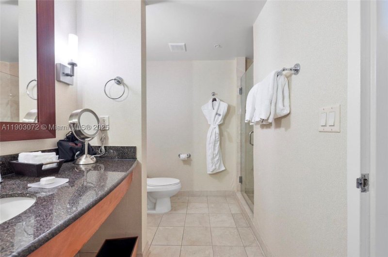 Condo for sale at Trump International Sonesta Beach Resort 2102