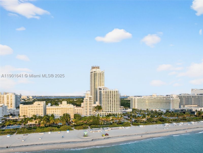 Fontainebleau III Apt #512