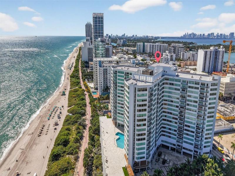 Condo for sale at Burleigh House 705