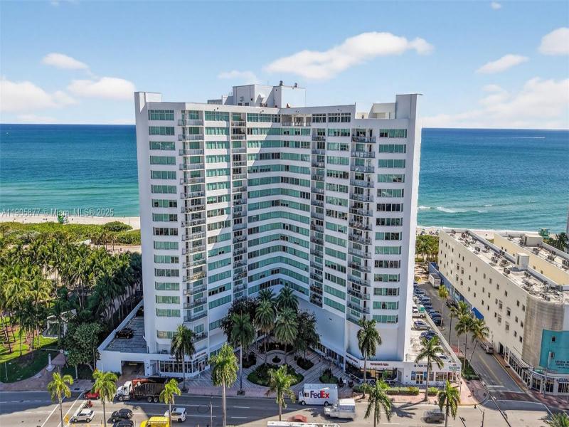 Condo for sale at Burleigh House 705