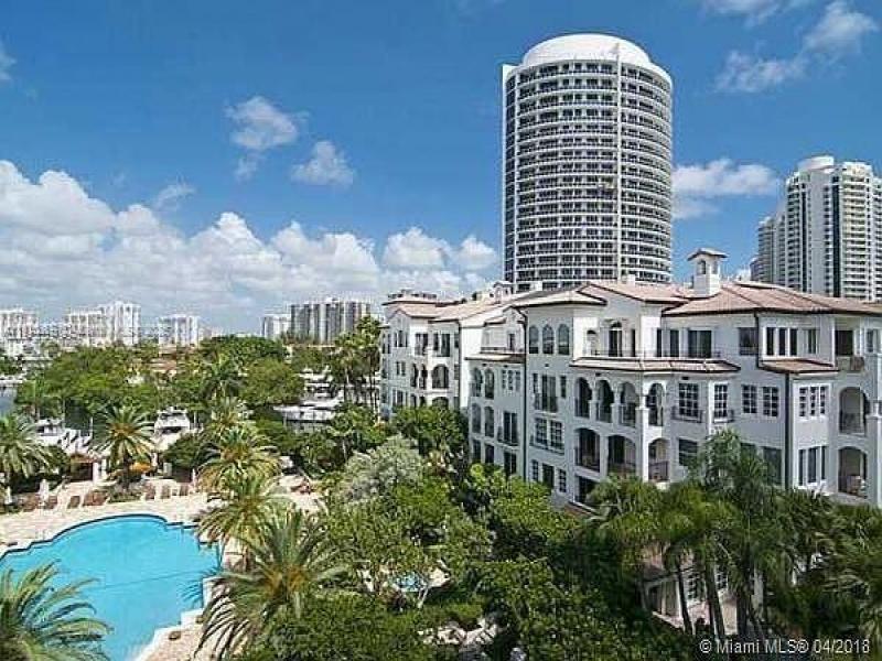 Comprar apartamento en Mediterranean Village B-303