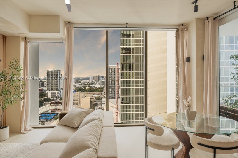 Condo for sale at Ten Museum Park 2905